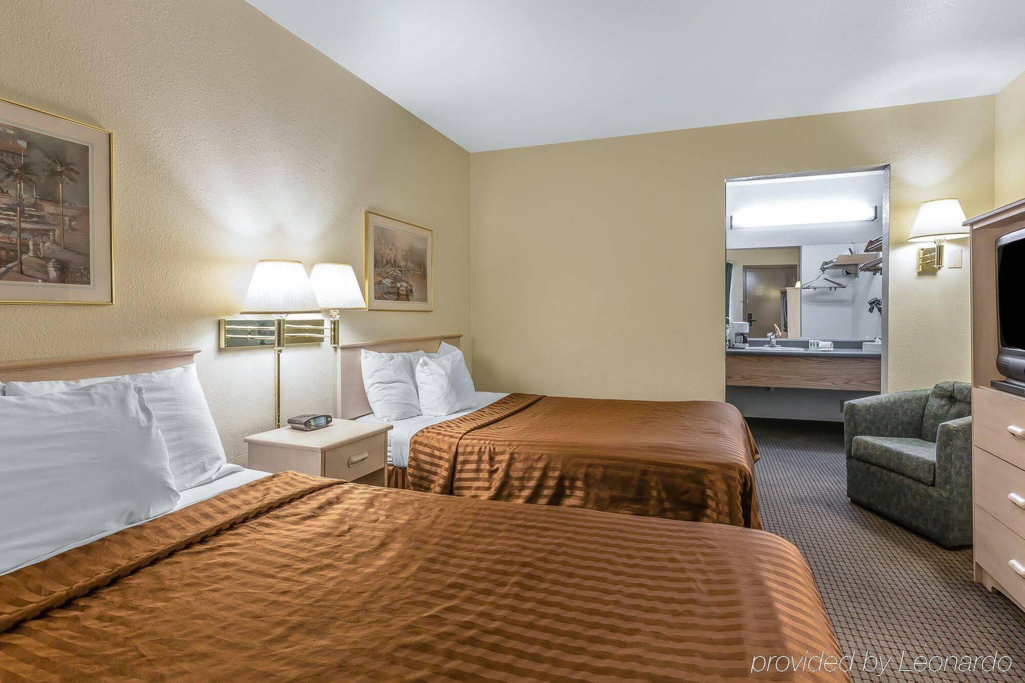 Country Inn & Suites By Radisson, Monterey Beachfront-Marina, Ca Esterno foto